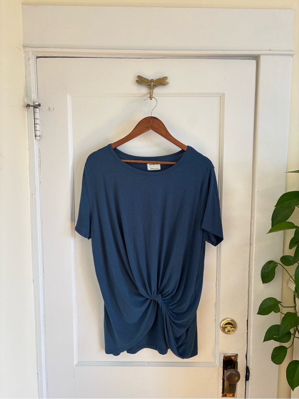 Jackson‎ Rowe Women’s Blue Twist-Front T-Shirt Size Large